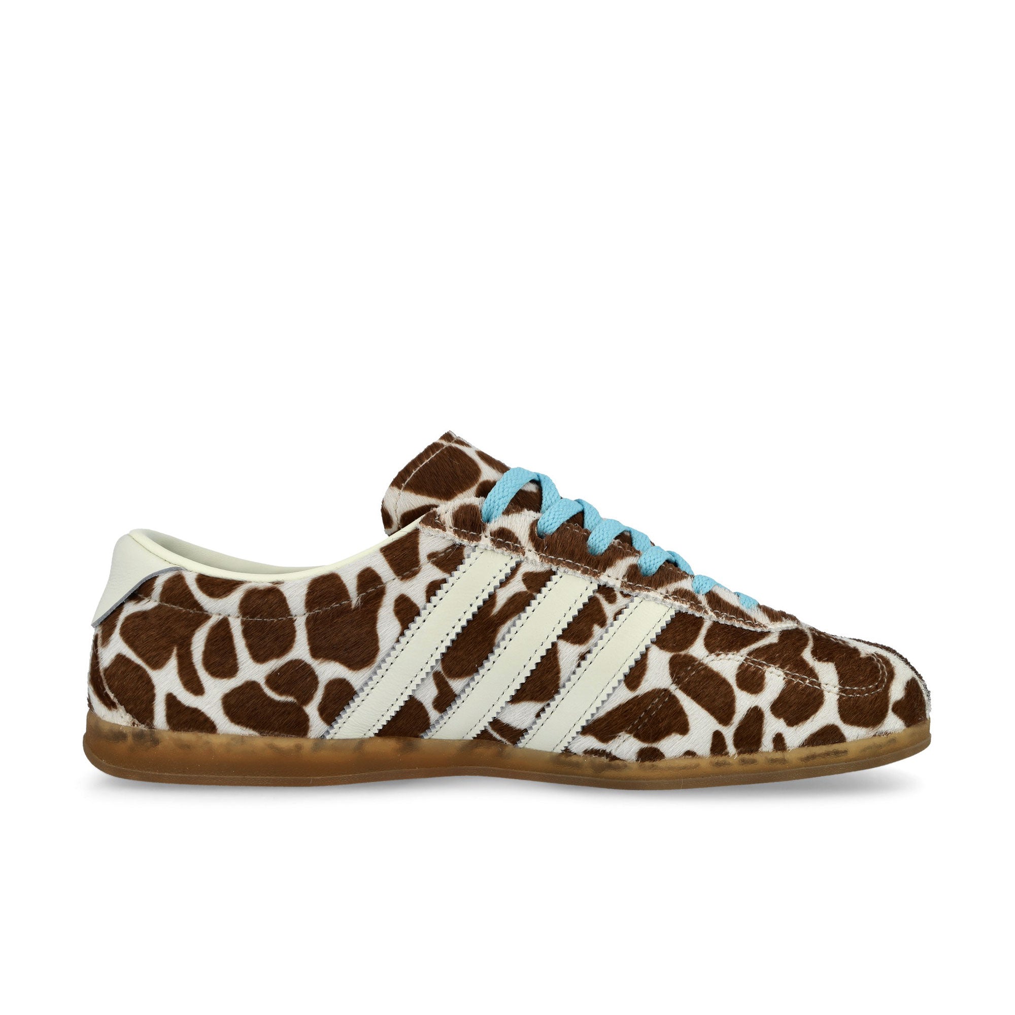 adidas Gazelle Lo Pro W Crystal Linen / Ivory / Gum 3 Sneaker KH9013 Silhouette | Overkill

