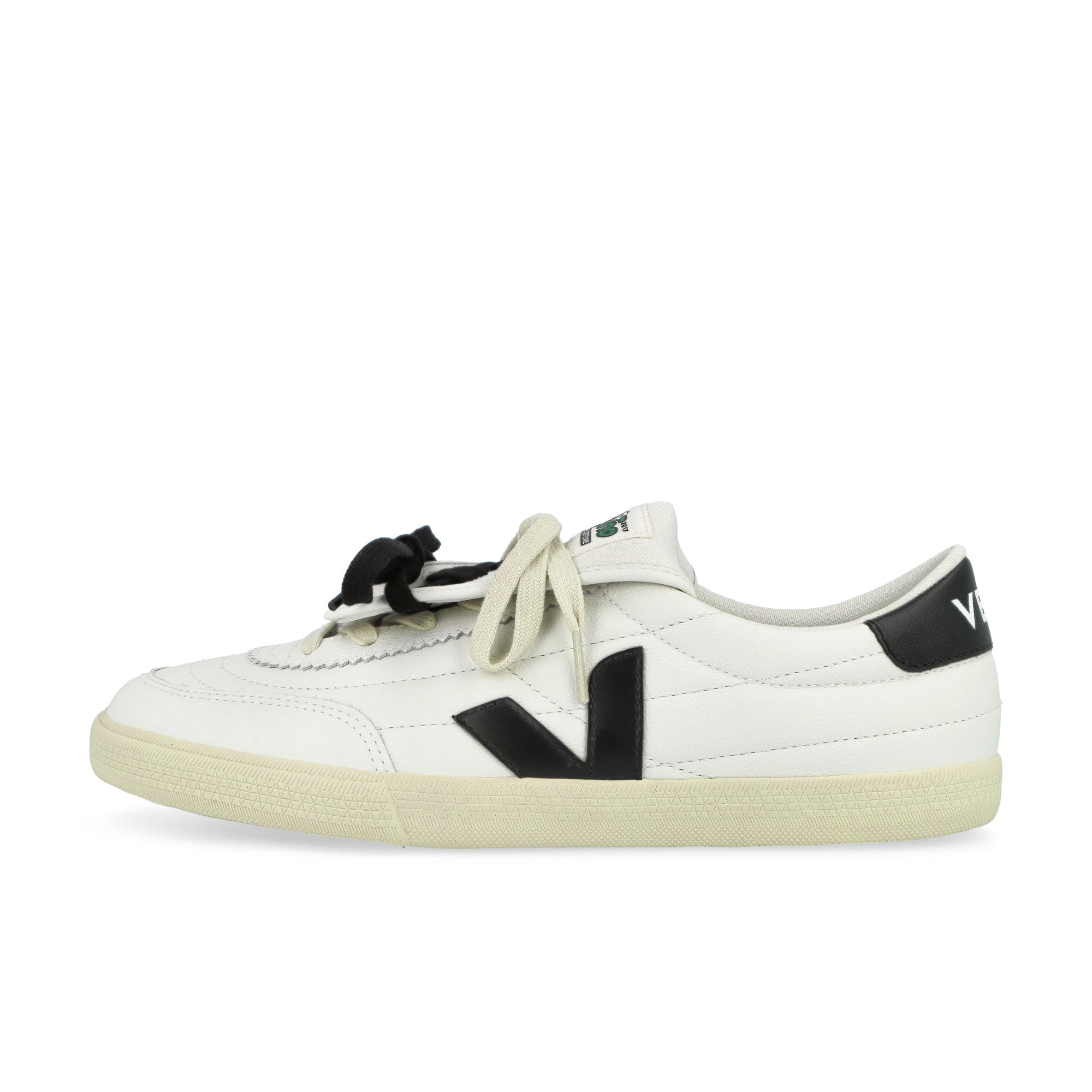 Veja Panenka Leather White Low Top Sneakers MG0221673A | Overkill
