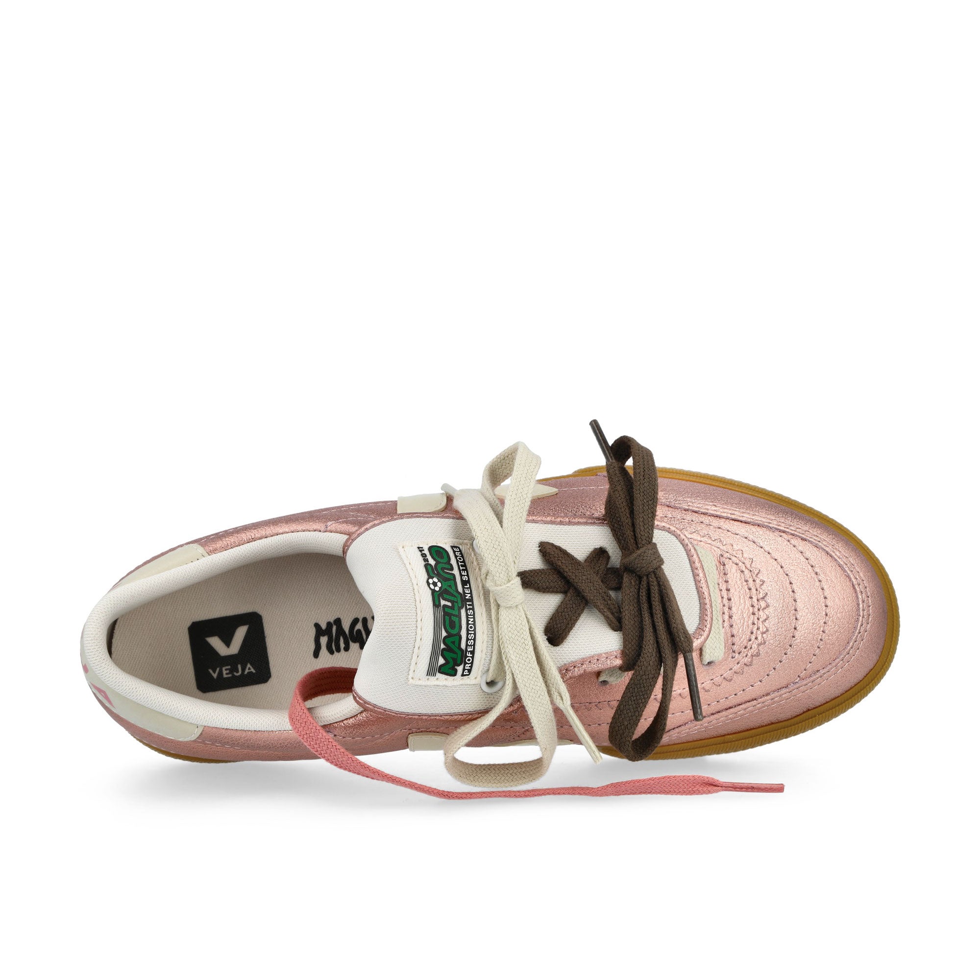 Magliano x Veja Panenka Leather Nacre Low Top Sneakers MG0221675A Detailfoto | Overkill
